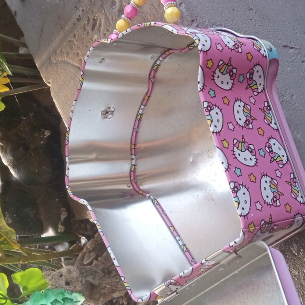 Hello kitty tin - Picture 2 of 2